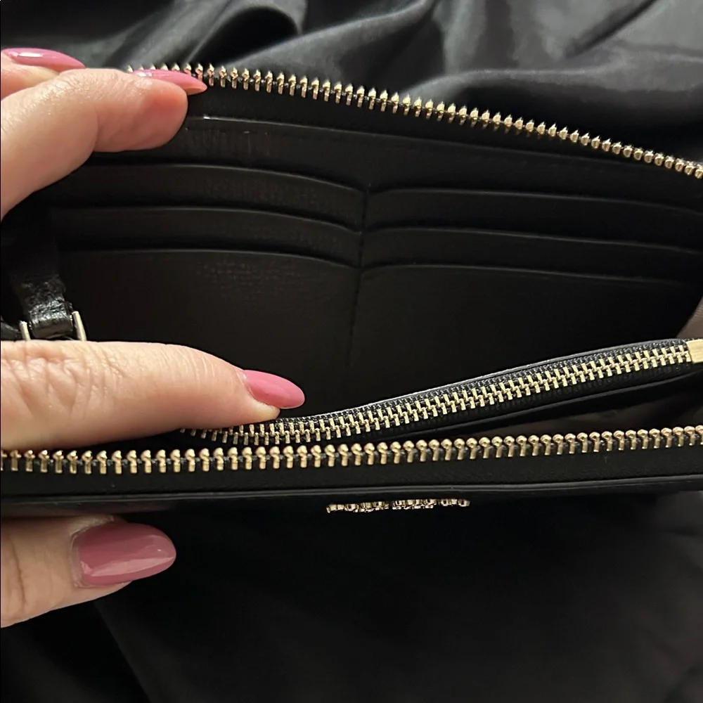 Kate Spade Black Zip-Around Wallet EUC - Picture 10 of 12